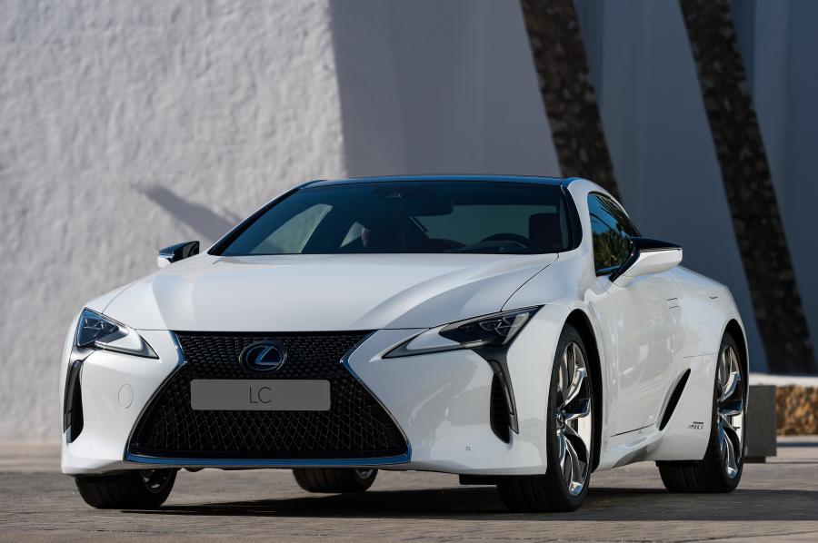  Lexus LC500h 2017 года  (WW) (фото 1 из 40)